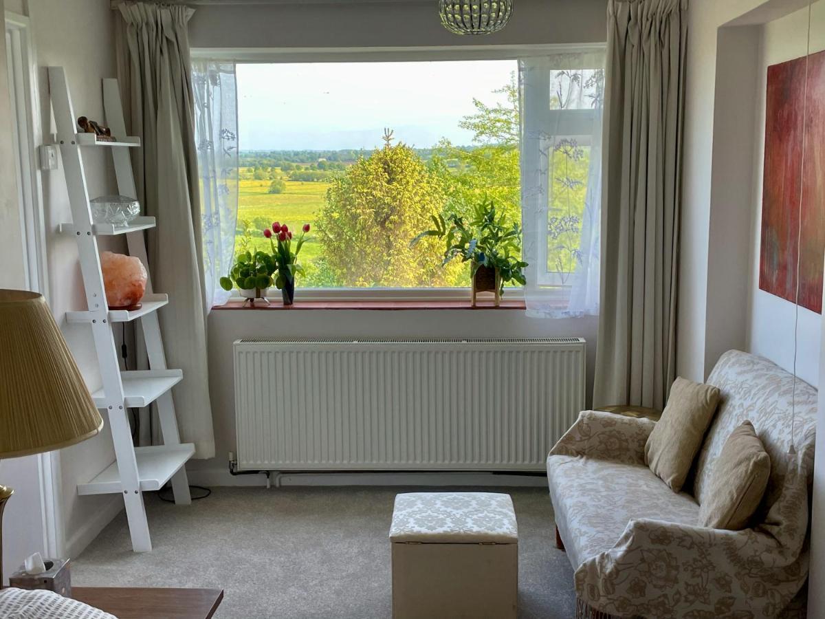 Magic Of Avalon Homestay Glastonbury